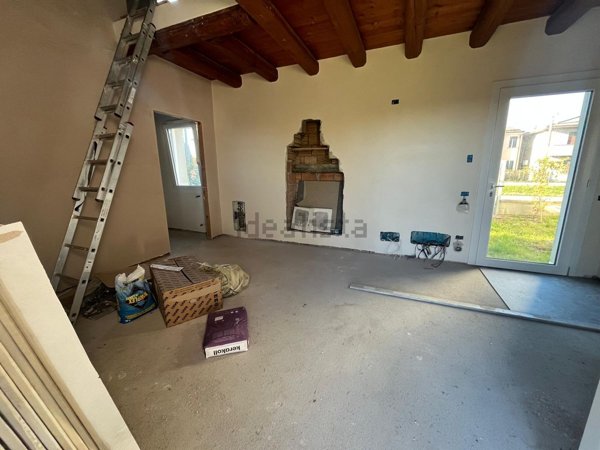 casa indipendente in vendita a Villadose