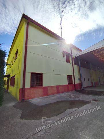 locale commerciale in vendita a Villadose