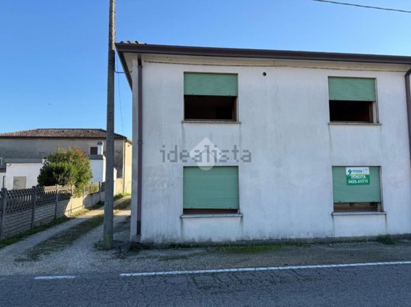 casa indipendente in vendita a Villadose