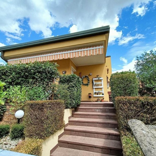casa indipendente in vendita a Villadose