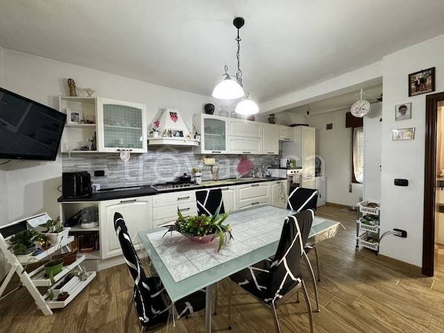 casa indipendente in vendita a Villadose