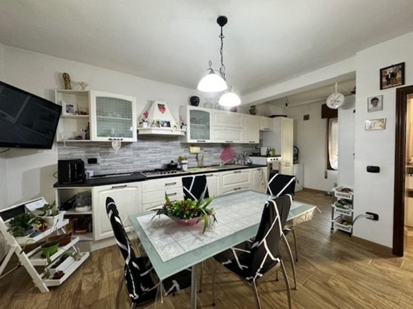 casa indipendente in vendita a Villadose