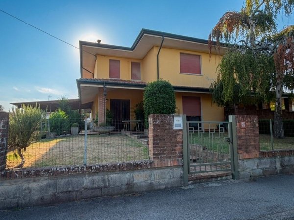 casa indipendente in vendita a Villadose