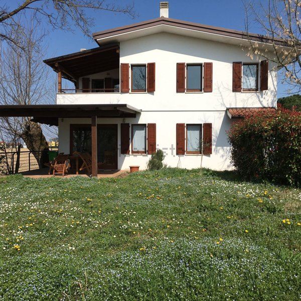 esavano in vendita a Villamarzana