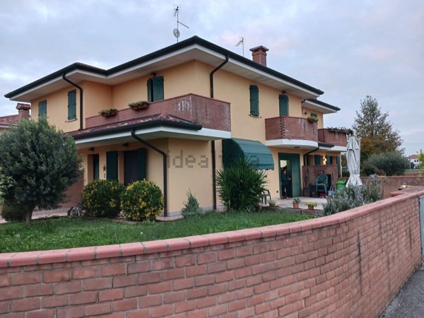 casa indipendente in vendita a Villamarzana