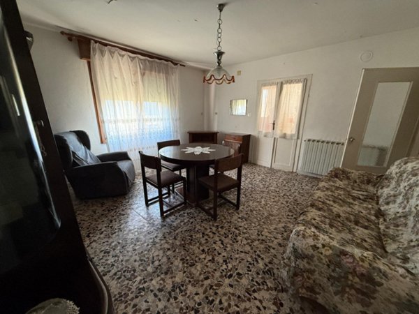 casa indipendente in vendita a Villamarzana