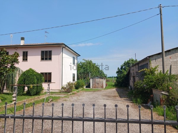 casa indipendente in vendita a Villamarzana