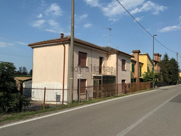 casa indipendente in vendita a Villamarzana
