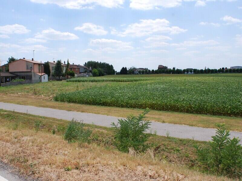terreno edificabile in vendita a Villamarzana