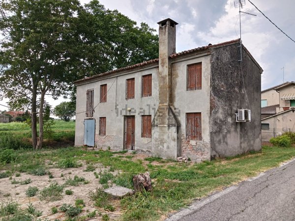 casa indipendente in vendita a Villamarzana