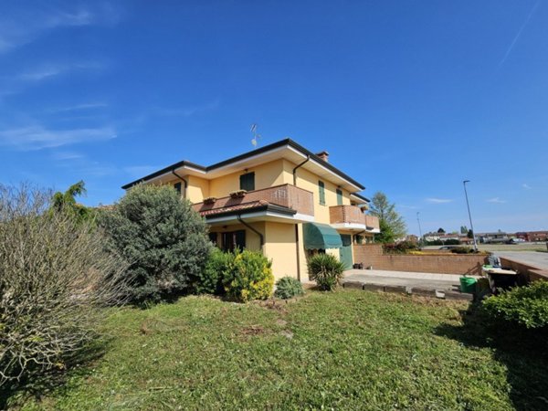 casa indipendente in vendita a Villamarzana