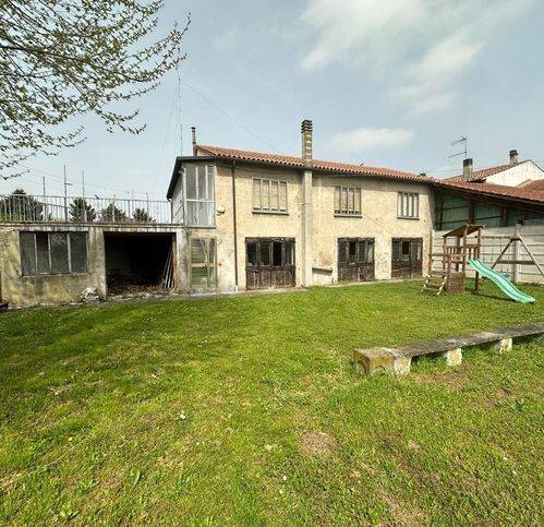 casa indipendente in vendita a Villanova del Ghebbo