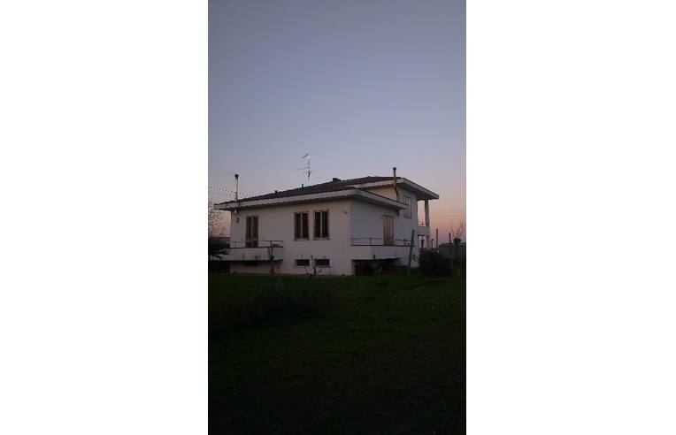 casa indipendente in vendita a Villanova del Ghebbo