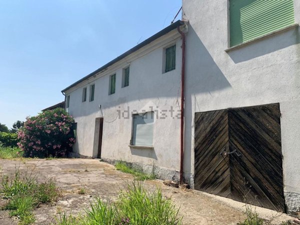 casa indipendente in vendita a Villanova del Ghebbo