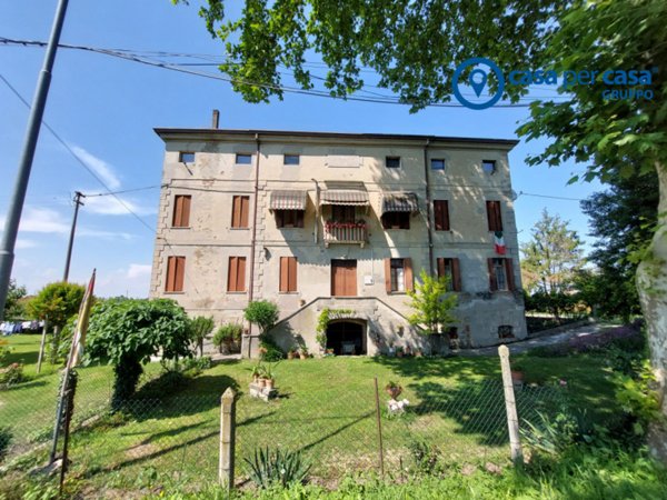 casa indipendente in vendita a Villanova Marchesana