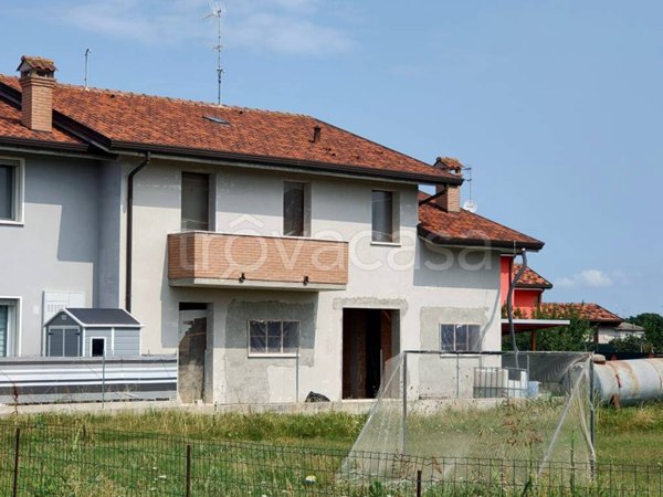 casa indipendente in vendita a Porto Viro