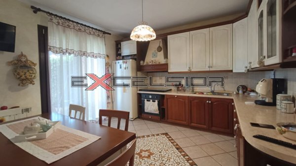 casa indipendente in vendita a Porto Viro