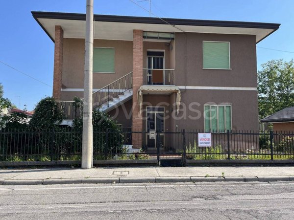 casa indipendente in vendita a Porto Viro