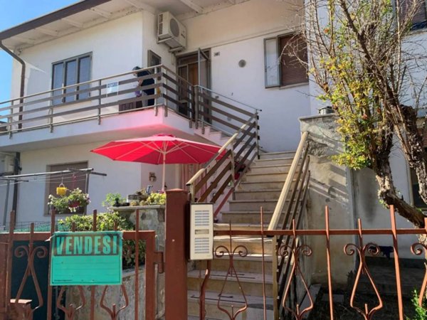 casa indipendente in vendita a Porto Viro