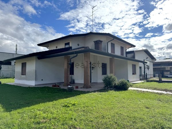 ufficio in vendita a Porto Viro