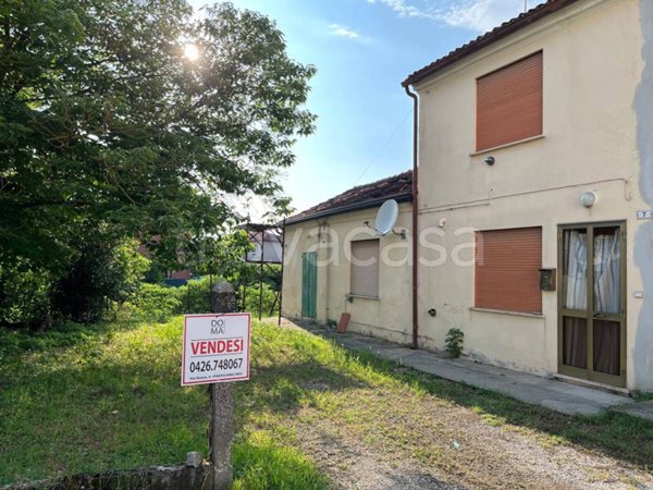casa indipendente in vendita a Porto Viro