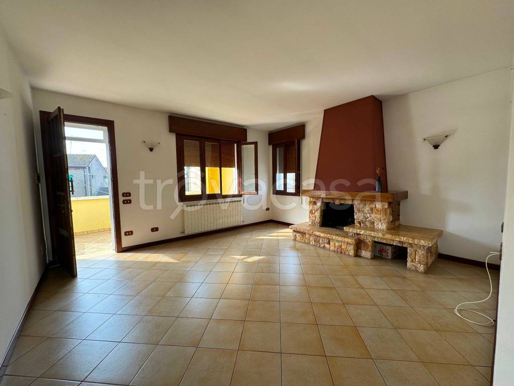 casa indipendente in vendita a Porto Viro
