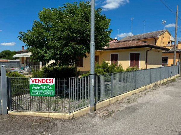 casa indipendente in vendita a Porto Viro