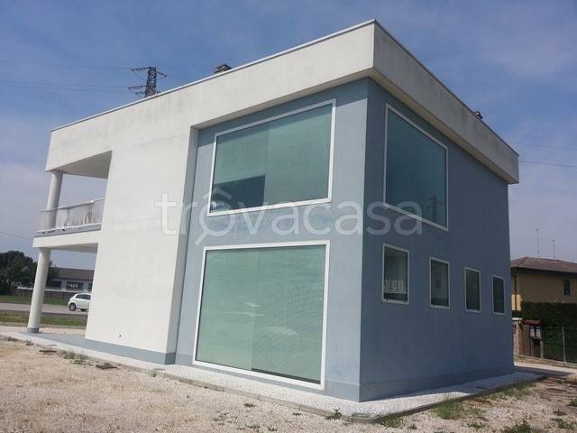 quadrivano in vendita a Porto Viro