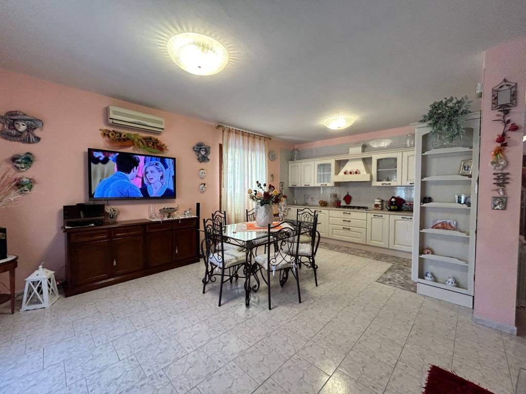 casa indipendente in vendita a Porto Viro