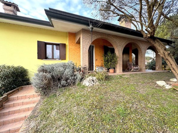 casa indipendente in vendita a Porto Viro