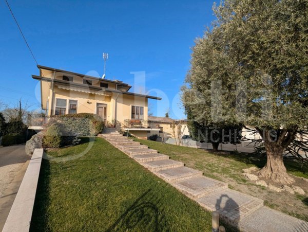 casa indipendente in vendita a Porto Viro