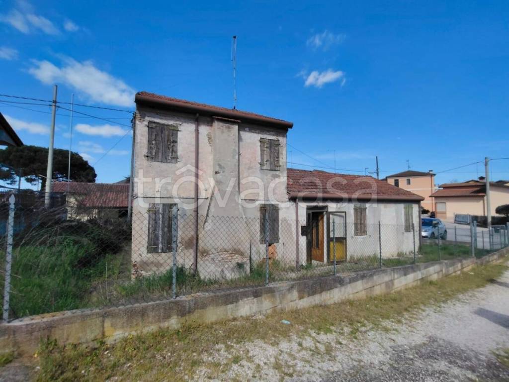casa indipendente in vendita a Porto Viro