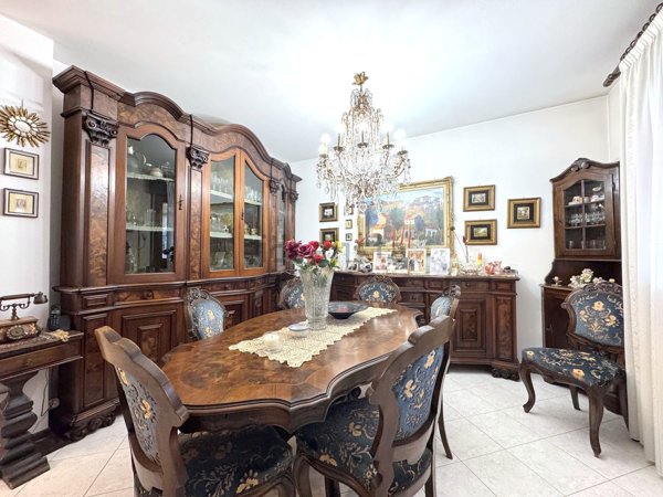 casa indipendente in vendita a Porto Viro