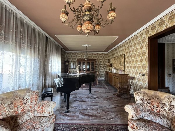 casa indipendente in vendita a Porto Viro
