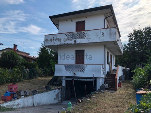 casa indipendente in vendita a Porto Viro