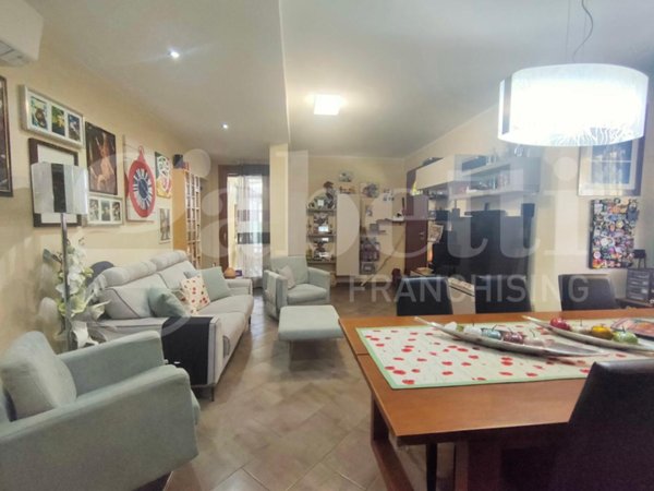 casa indipendente in vendita a Porto Viro