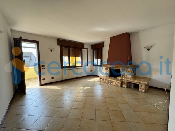casa indipendente in vendita a Porto Viro