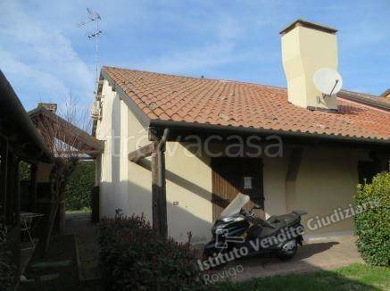 casa indipendente in vendita a Porto Viro in zona Porto Levante