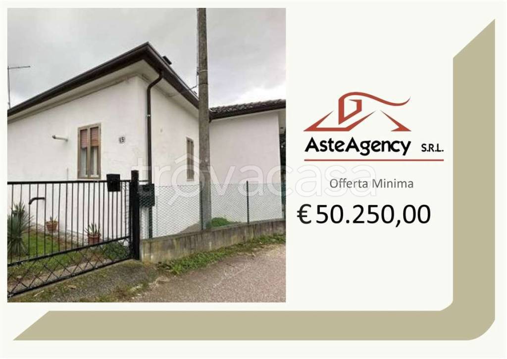 casa indipendente in vendita a Porto Viro