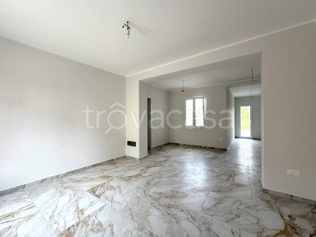 casa indipendente in vendita a Porto Viro