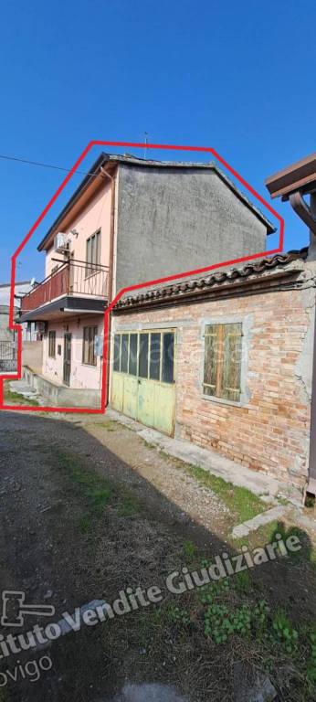 pentavano in vendita a Porto Viro