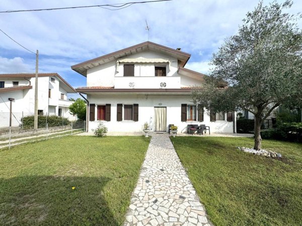 casa indipendente in vendita a Porto Viro
