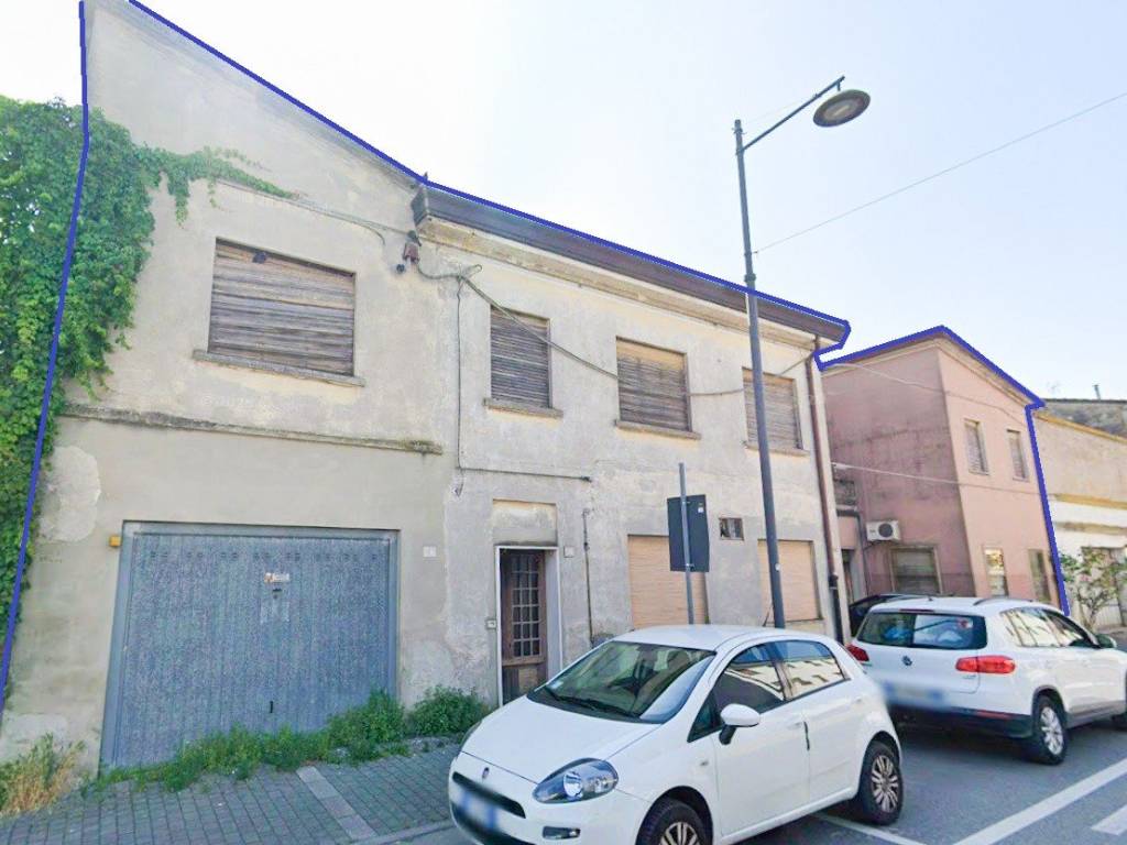 casa indipendente in vendita a Porto Viro