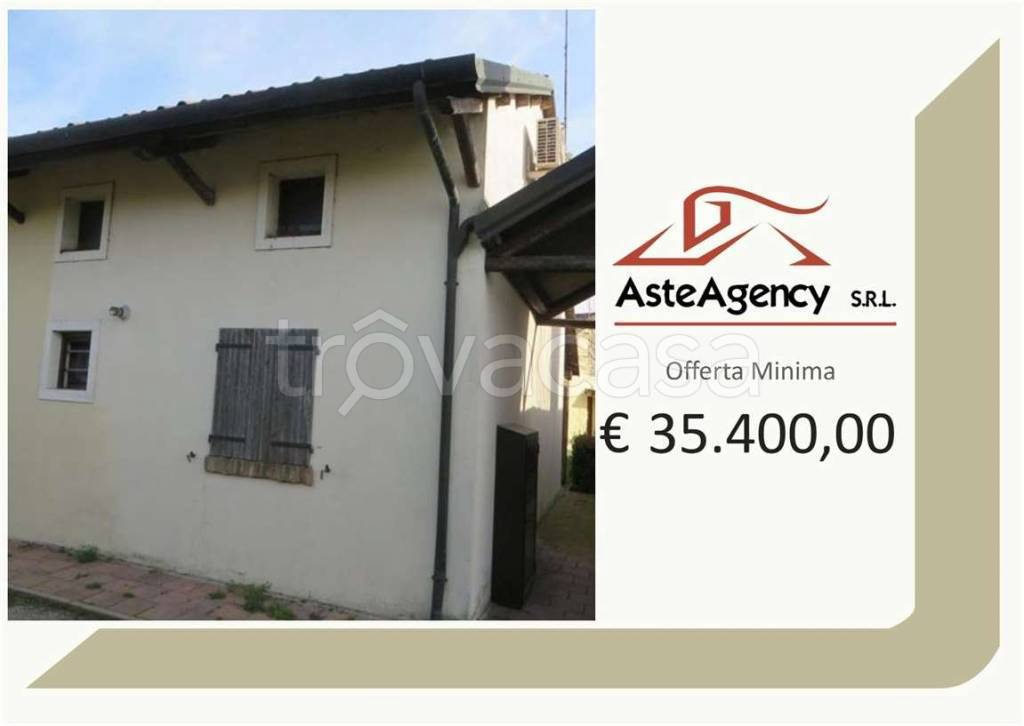 appartamento in vendita a Porto Viro in zona Porto Levante