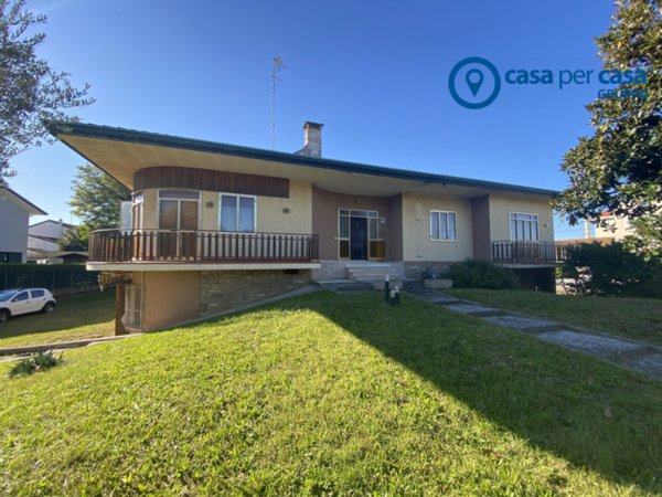 casa indipendente in vendita a Porto Viro