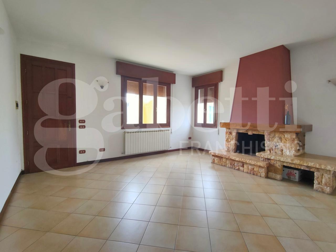 casa indipendente in vendita a Porto Viro