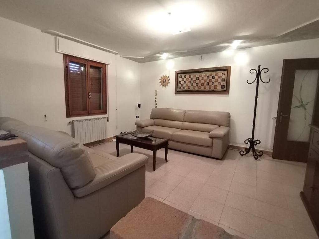 casa indipendente in vendita a Porto Viro