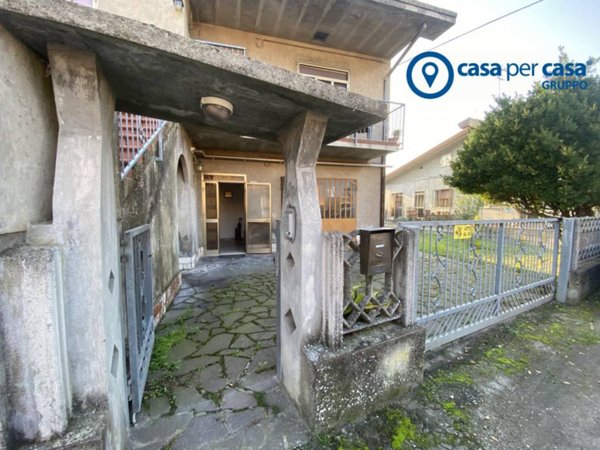 casa indipendente in vendita a Porto Viro