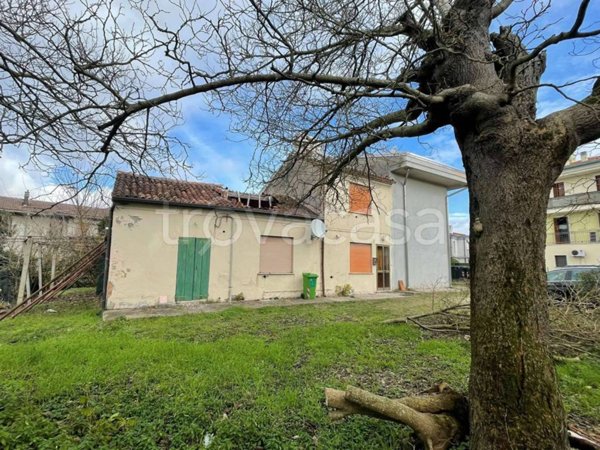 casa indipendente in vendita a Porto Viro