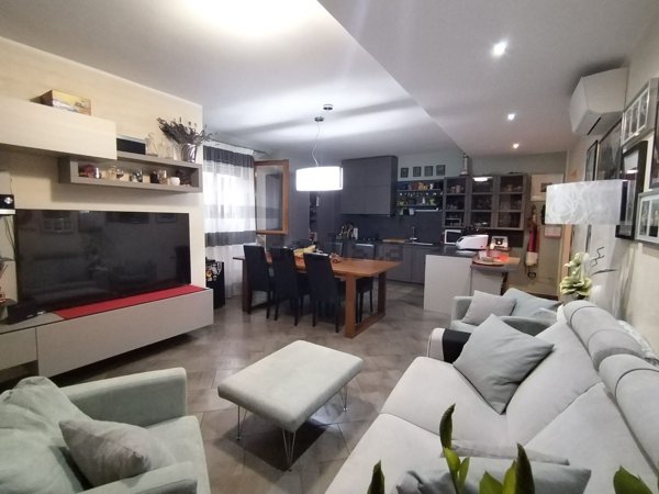 casa indipendente in vendita a Porto Viro